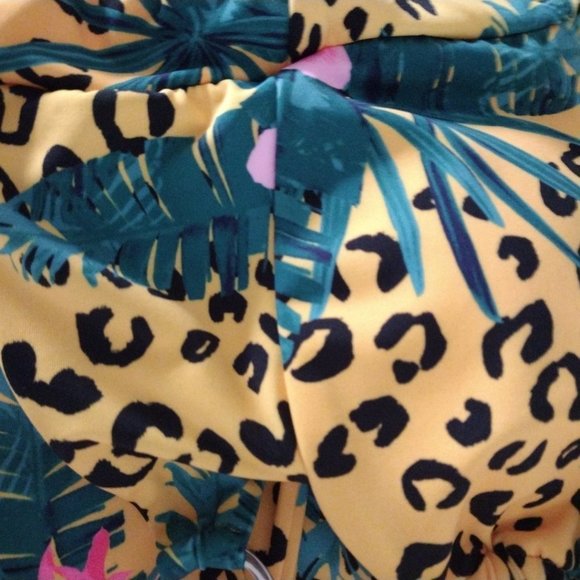 NWT Decree Leopard Print Monokini womens yellow Swimsuit w/ Corset Back - Size M - Picture 2 of 7